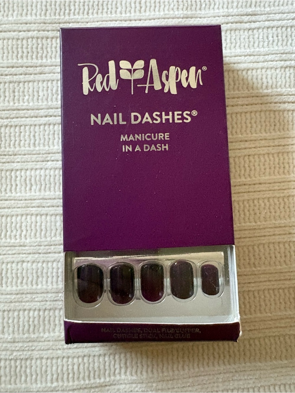 New Red Aspen Nail Dashes Press-On Nails - Deep Plum Cosmic Carlyn
